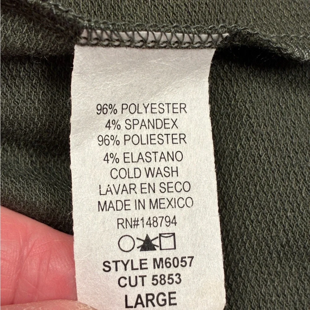 NWT THREE BIRD NEST The Nest On The Go V Neck Essential Tee Olive Women’s Large - Picture 6 of 7